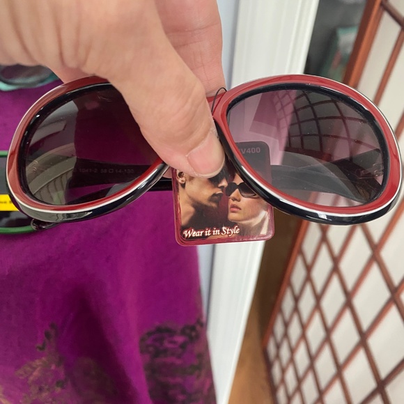 Set of 5 NEW SUNGLASSES - Picture 5 of 16